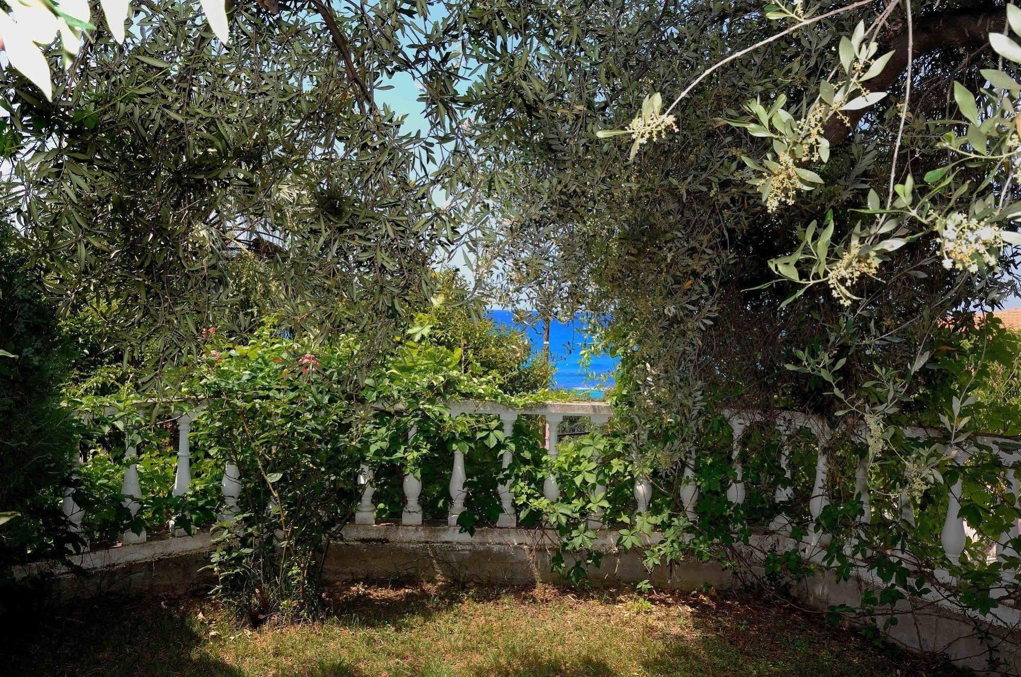 Villa Vanda Lygia  Bagian luar foto